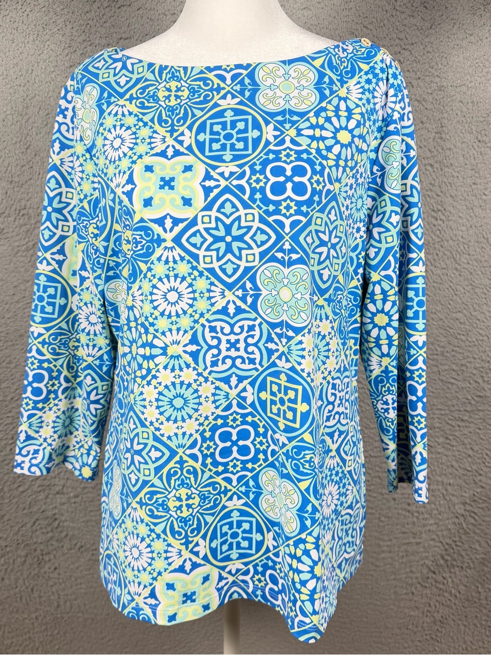 J Mclaughlin Top Womens XL Blue Geometric Boat Neck Catalina Cloth 3/4 Sleeve